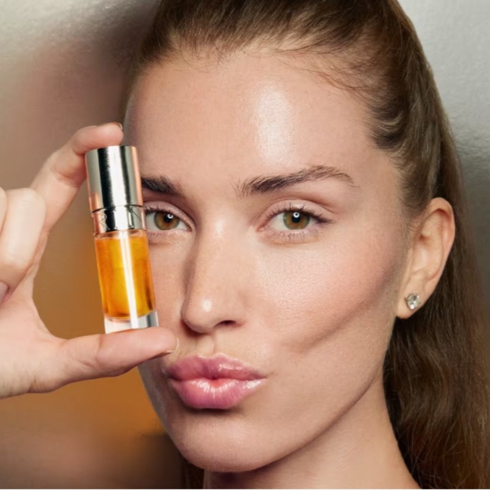 Clarins Lip Comfort Oil